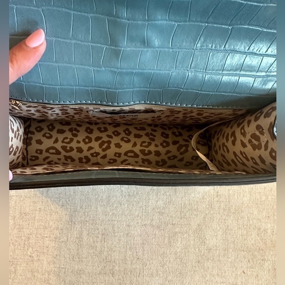 Just Fab Chain Me Down Crossbody - Picture 7 of 12